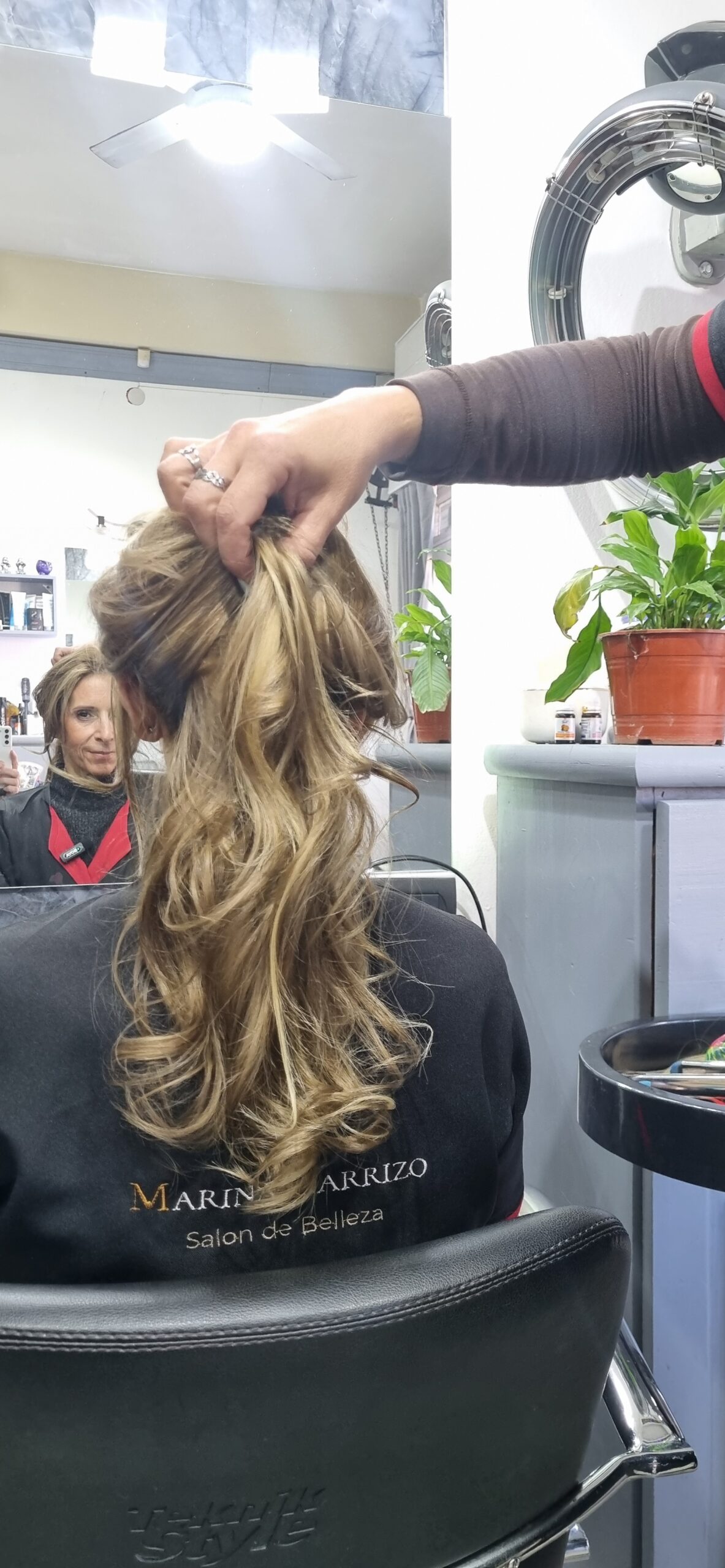 Recogido con ondas, trabajo en proceso